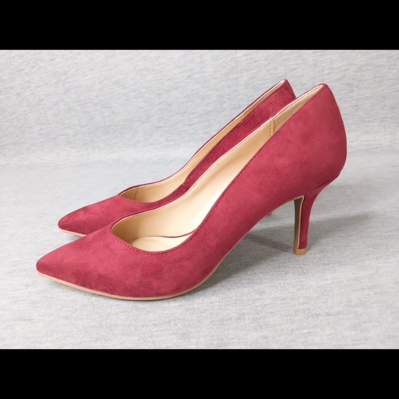 LeChateau Suede Pumps - Picture 3 of 16